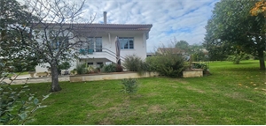 propriete à la vente -   47300  VILLENEUVE SUR LOT, surface 130 m2 vente propriete - UBI445245242